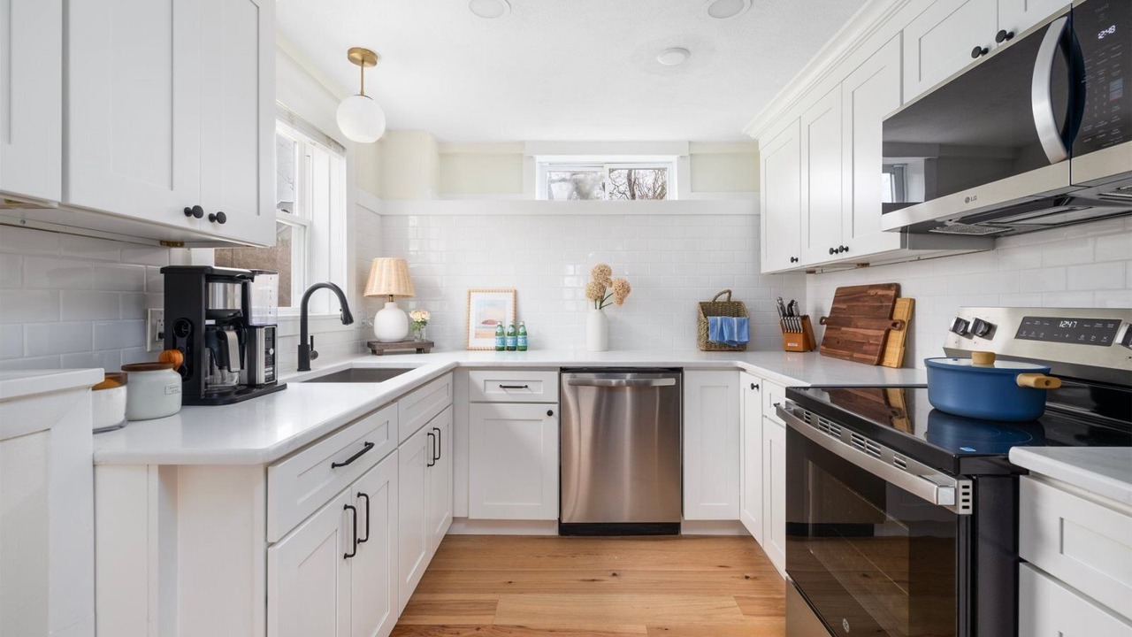Photo of Kitchen in Point Judith