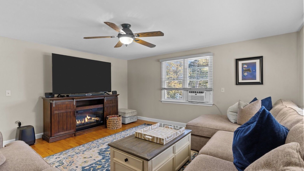 Photo of Livingroom in Bristol