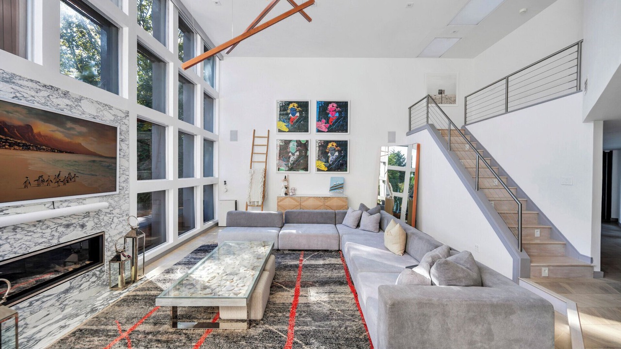 Photo of Livingroom in Shinnecock Hills