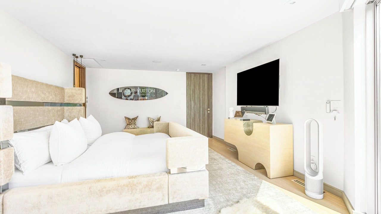Photo of Bedroom in Shinnecock Hills