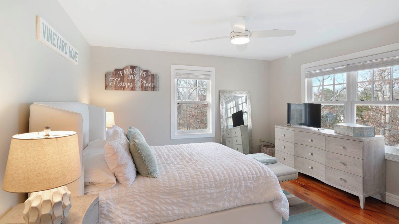 Photo of Bedroom in Oak Bluffs