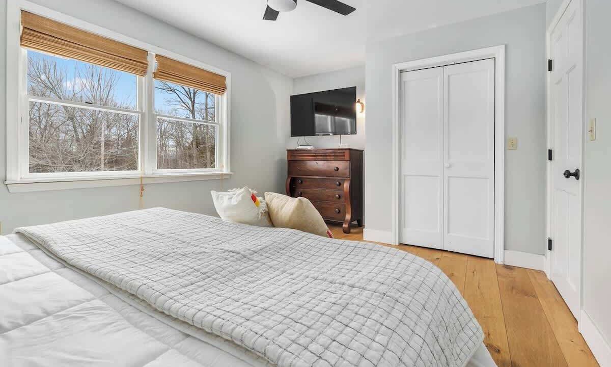 Photo of Bedroom in Newbury