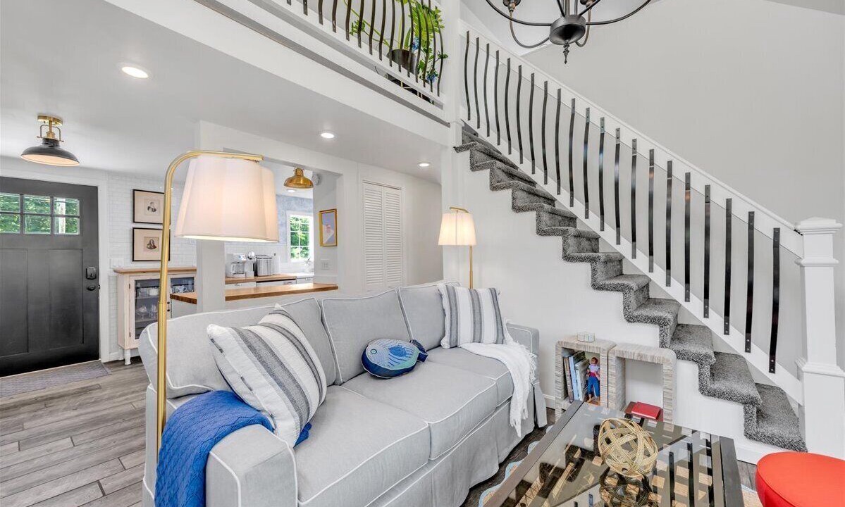 Photo of Livingroom in Ellsworth