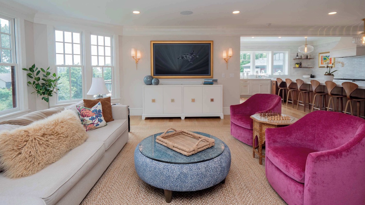Photo of Livingroom in Top of the Hill