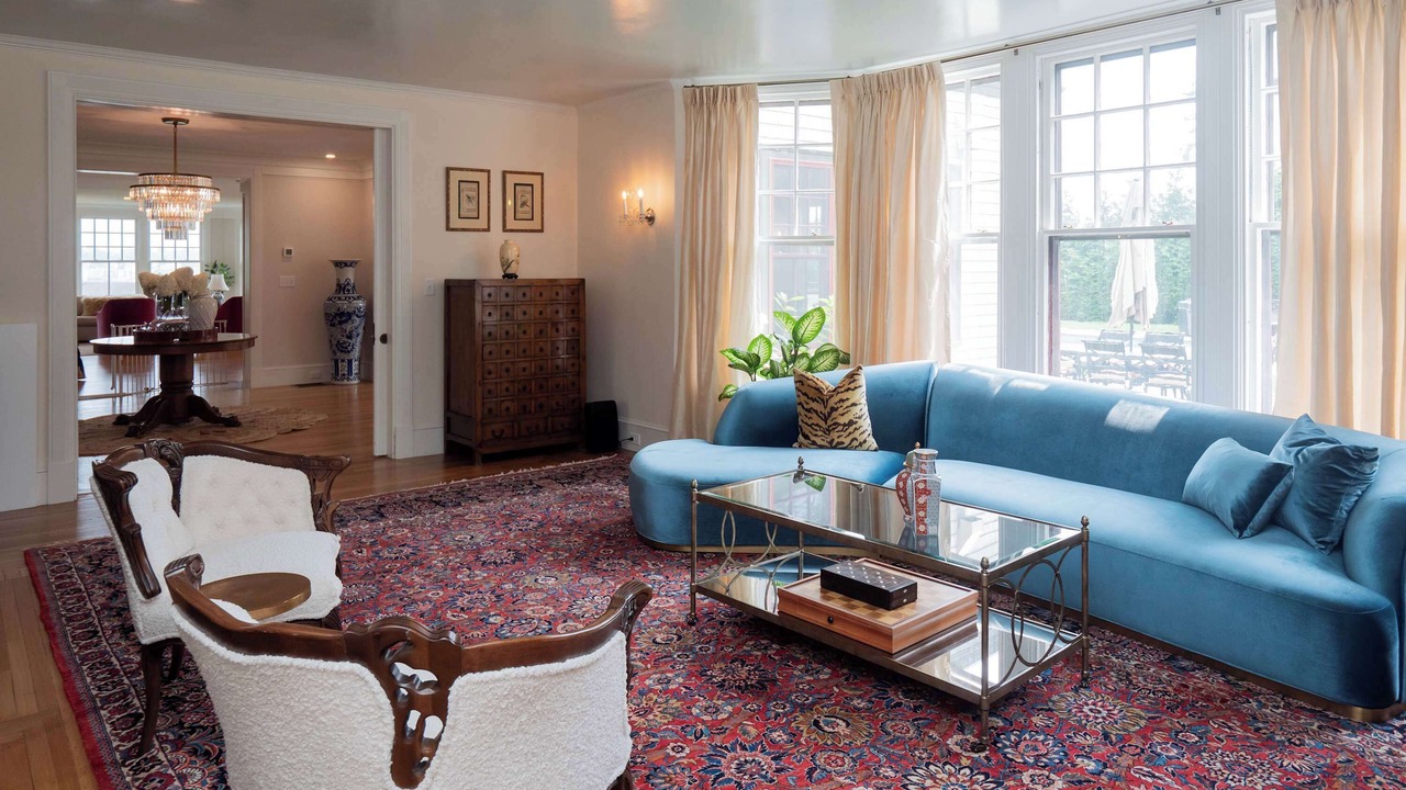 Photo of Livingroom in Top of the Hill