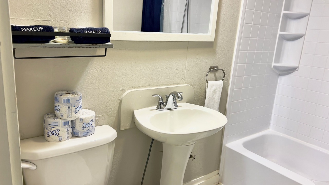 Photo of Bathroom in Ocean Park