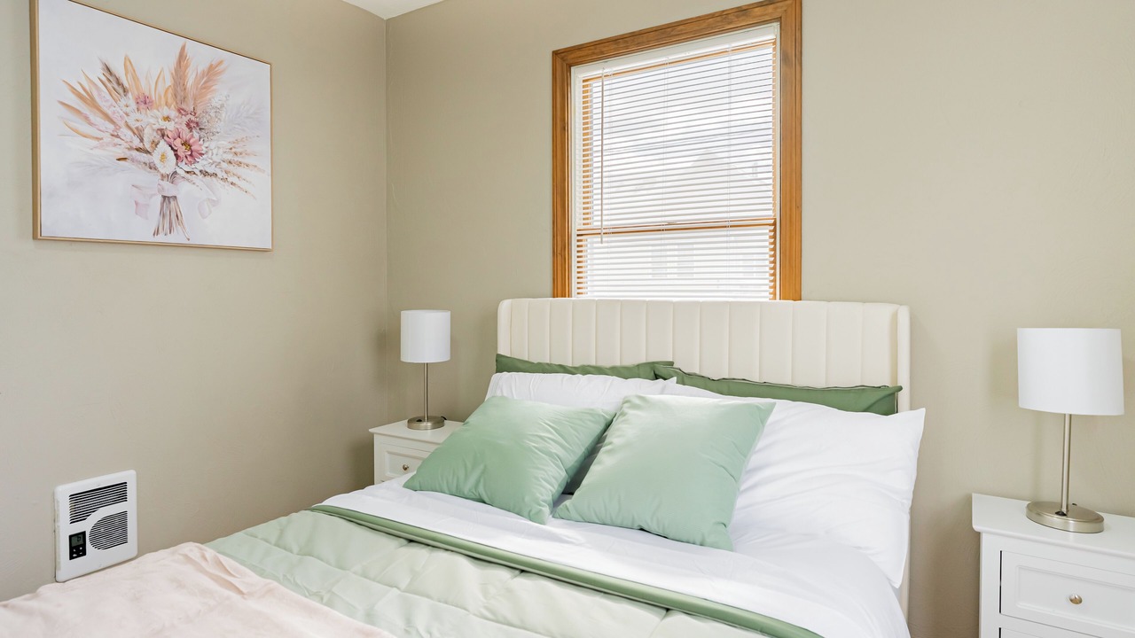 Photo of Bedroom in Malden