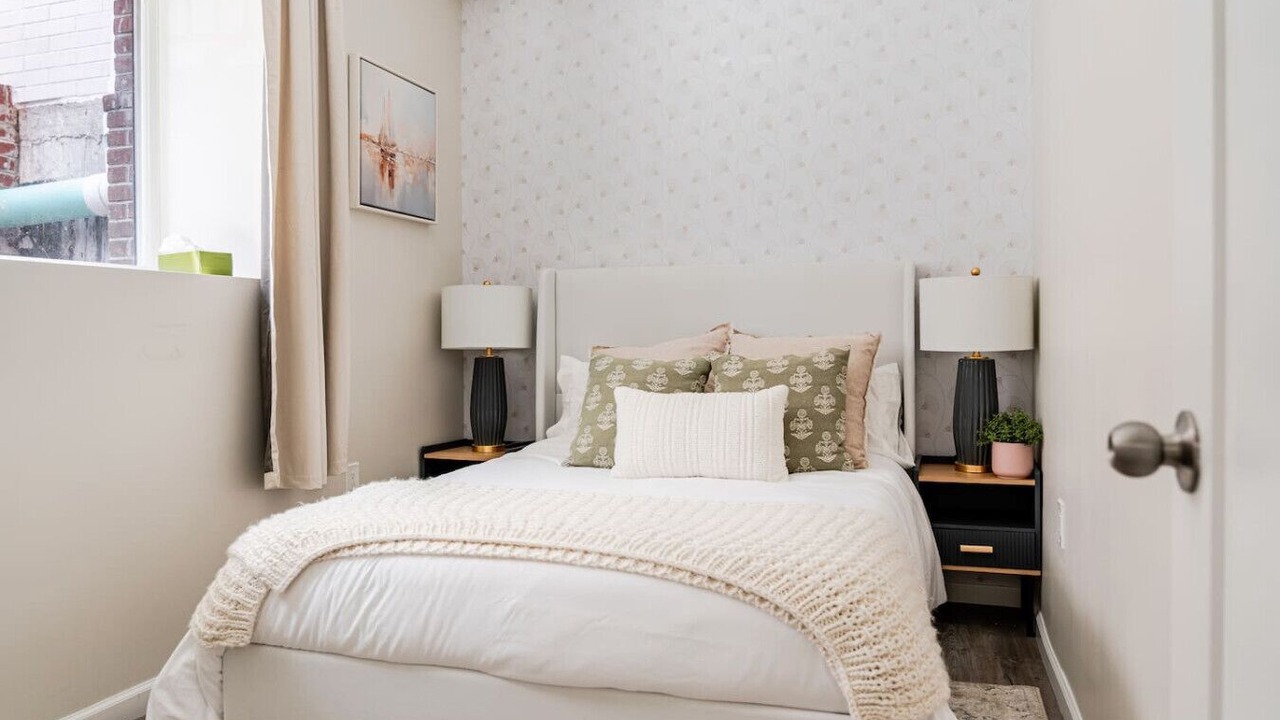 Photo of Bedroom in Downtown