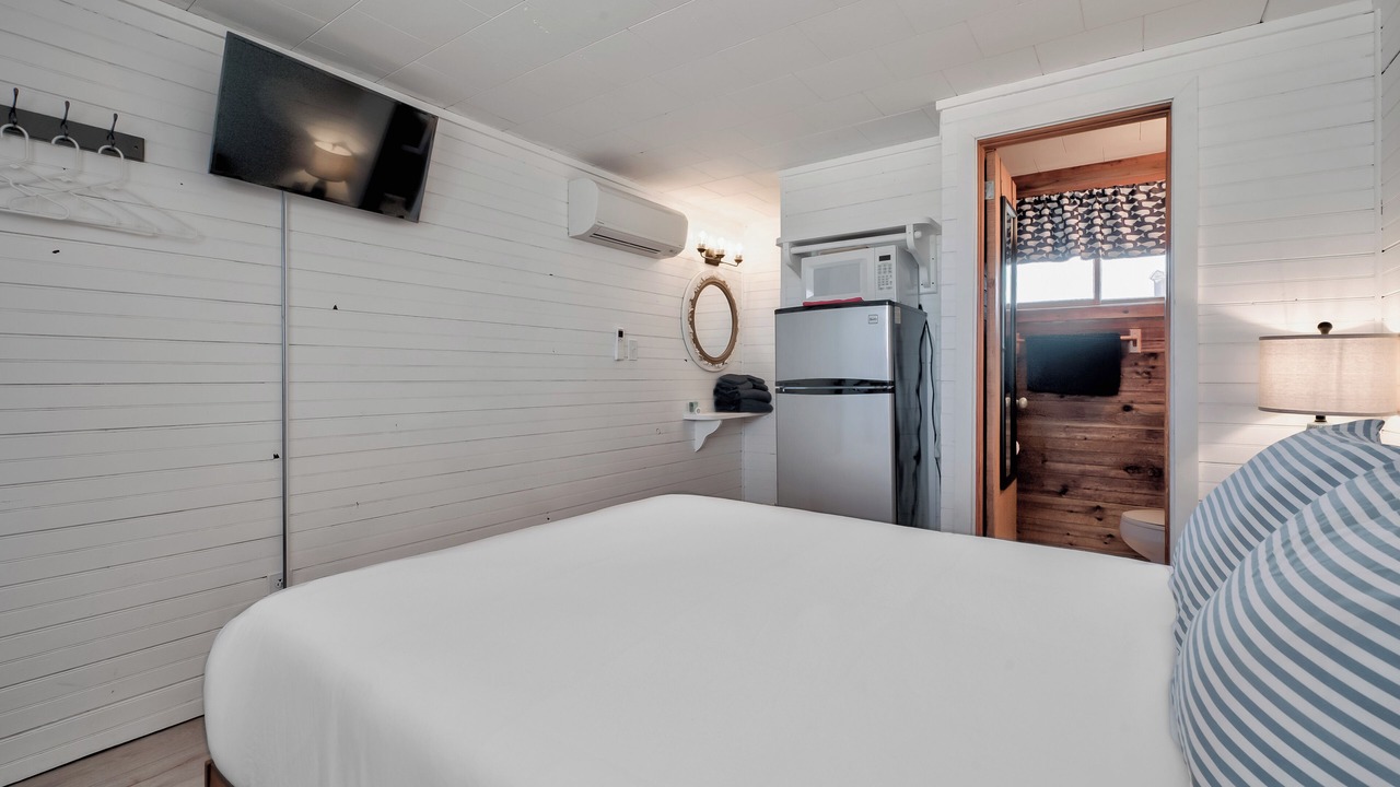 Photo of Bedroom in Ocean Bay Park