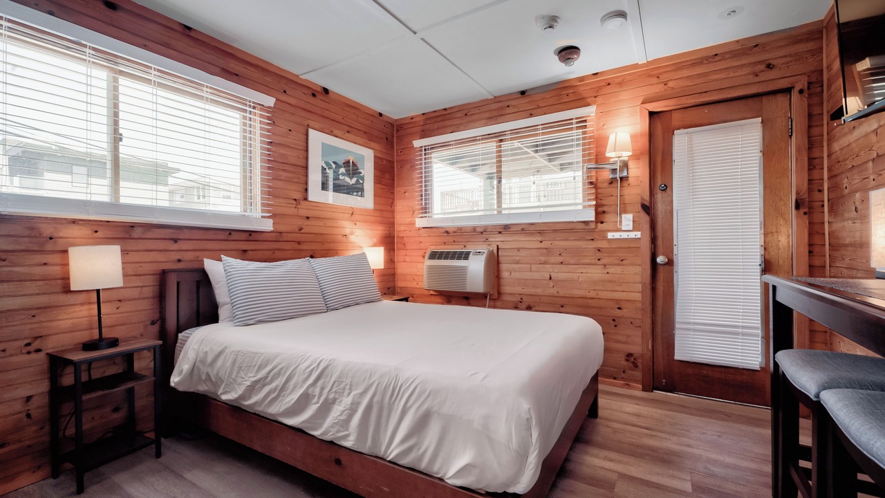 Photo of Bedroom in Ocean Bay Park