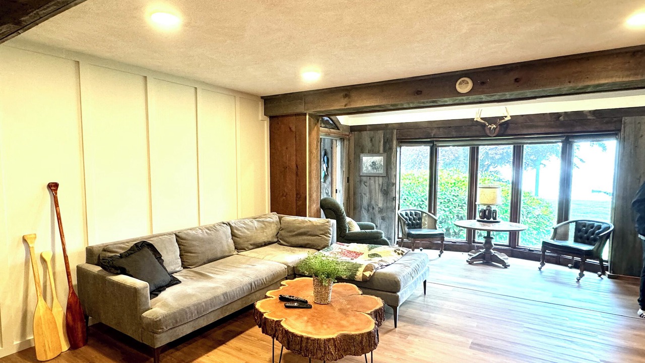 Photo of Livingroom in Holderness