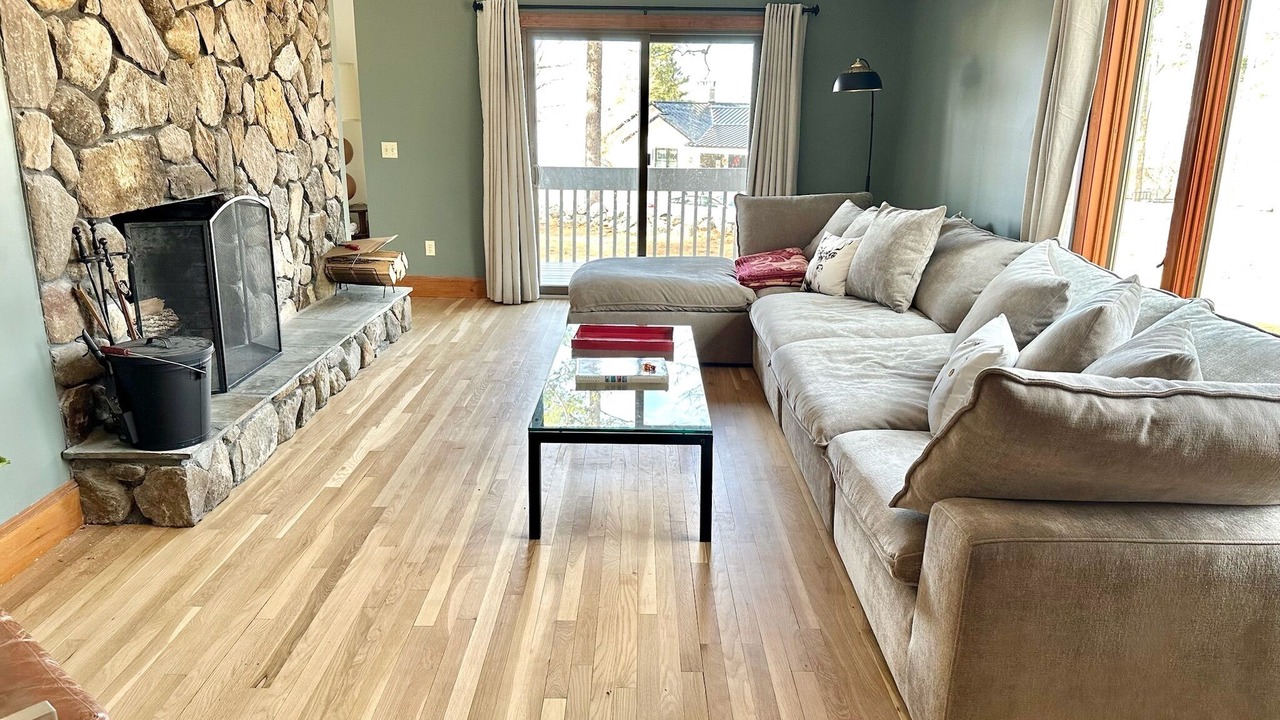 Photo of Livingroom in Moultonborough