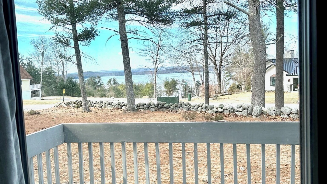 Photo of Patio Balcony in Moultonborough