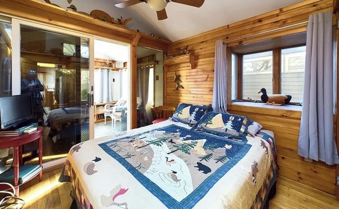 Photo of Bedroom in Manasquan