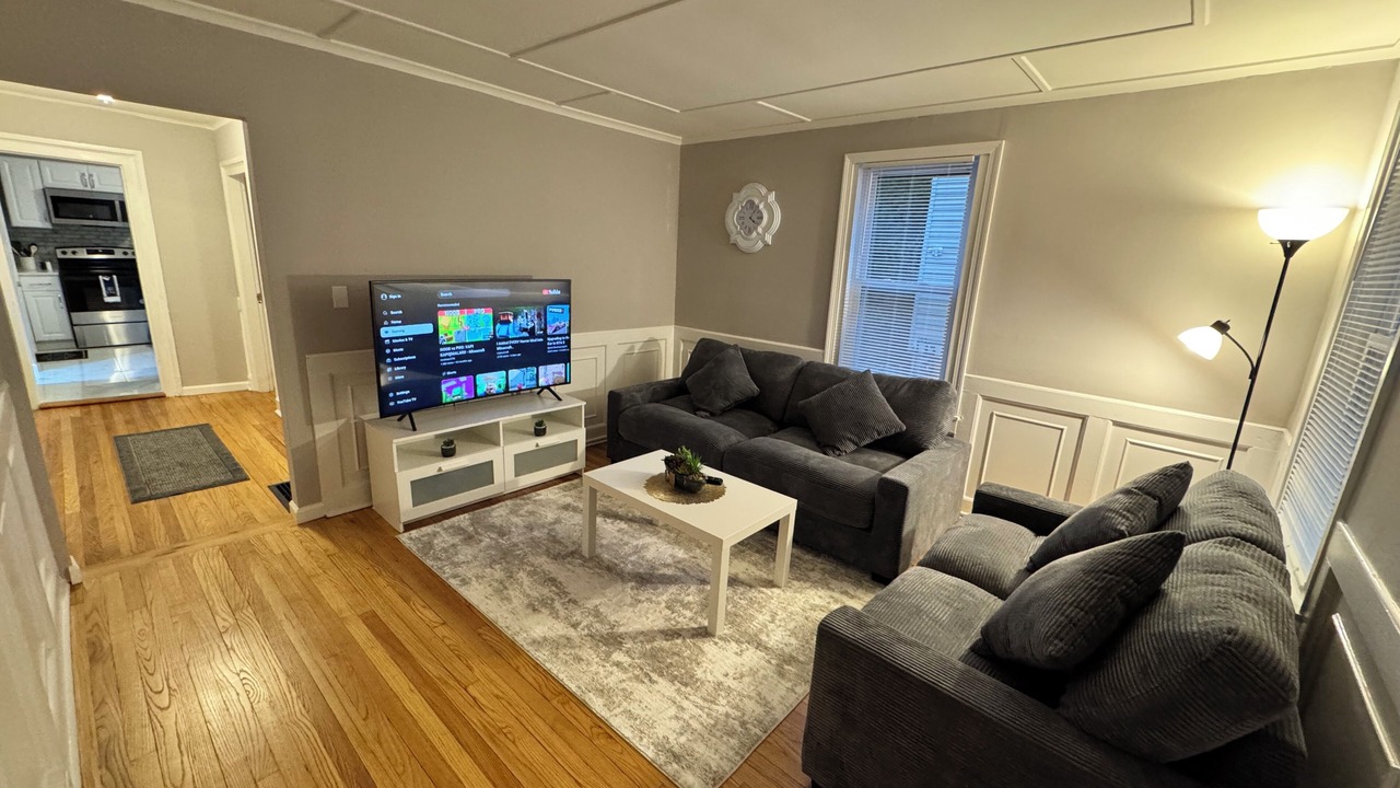 Photo of Livingroom in West Haven