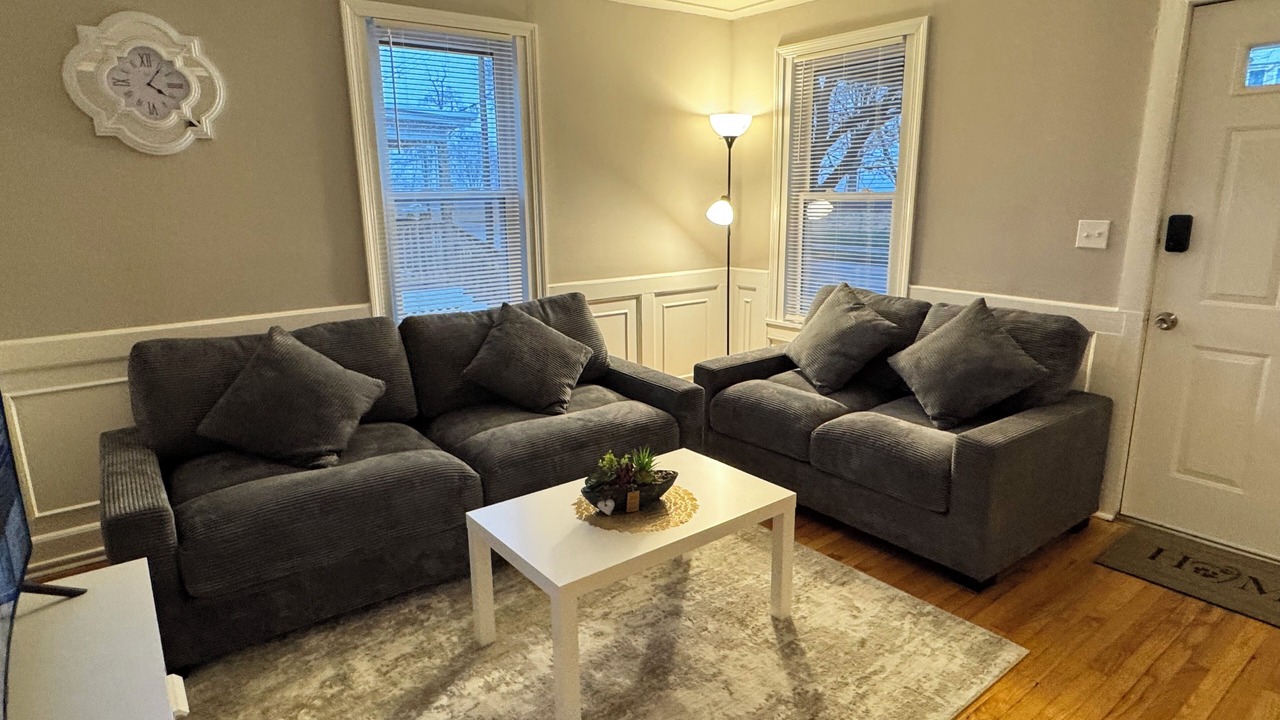 Photo of Livingroom in West Haven