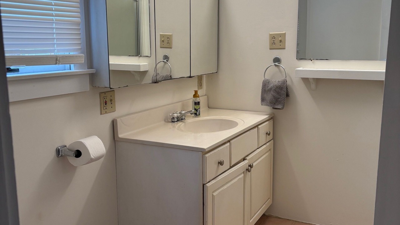 Photo of Bathroom in Lenox