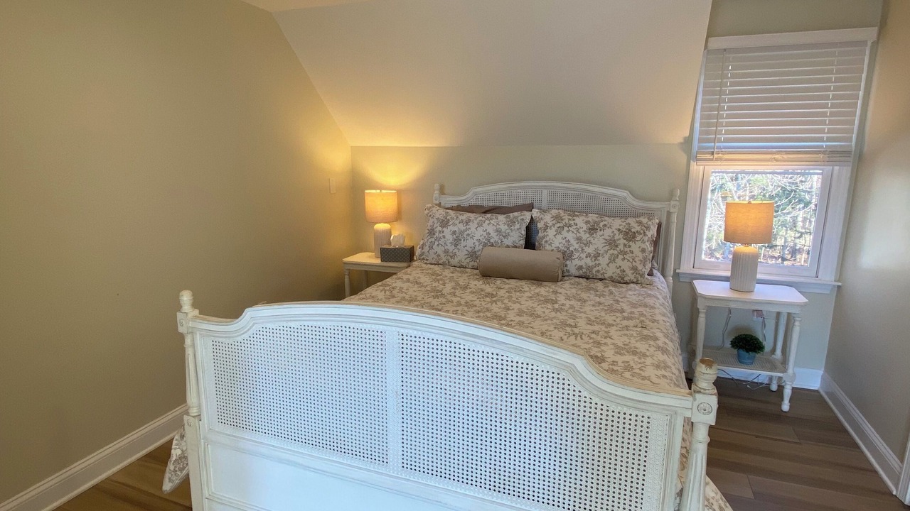 Photo of Bedroom in Seconsett Island