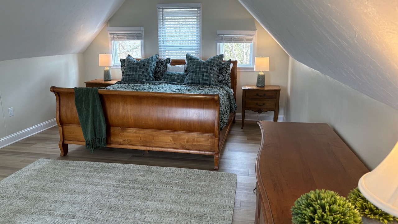 Photo of Bedroom in Seconsett Island