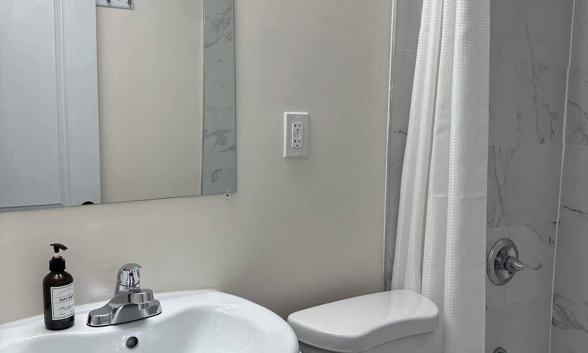 Photo of Bathroom in Bedford-Stuyvesant