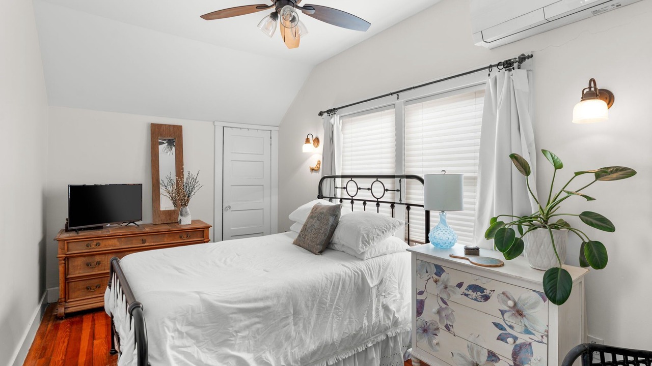 Photo of Bedroom in Hyannis
