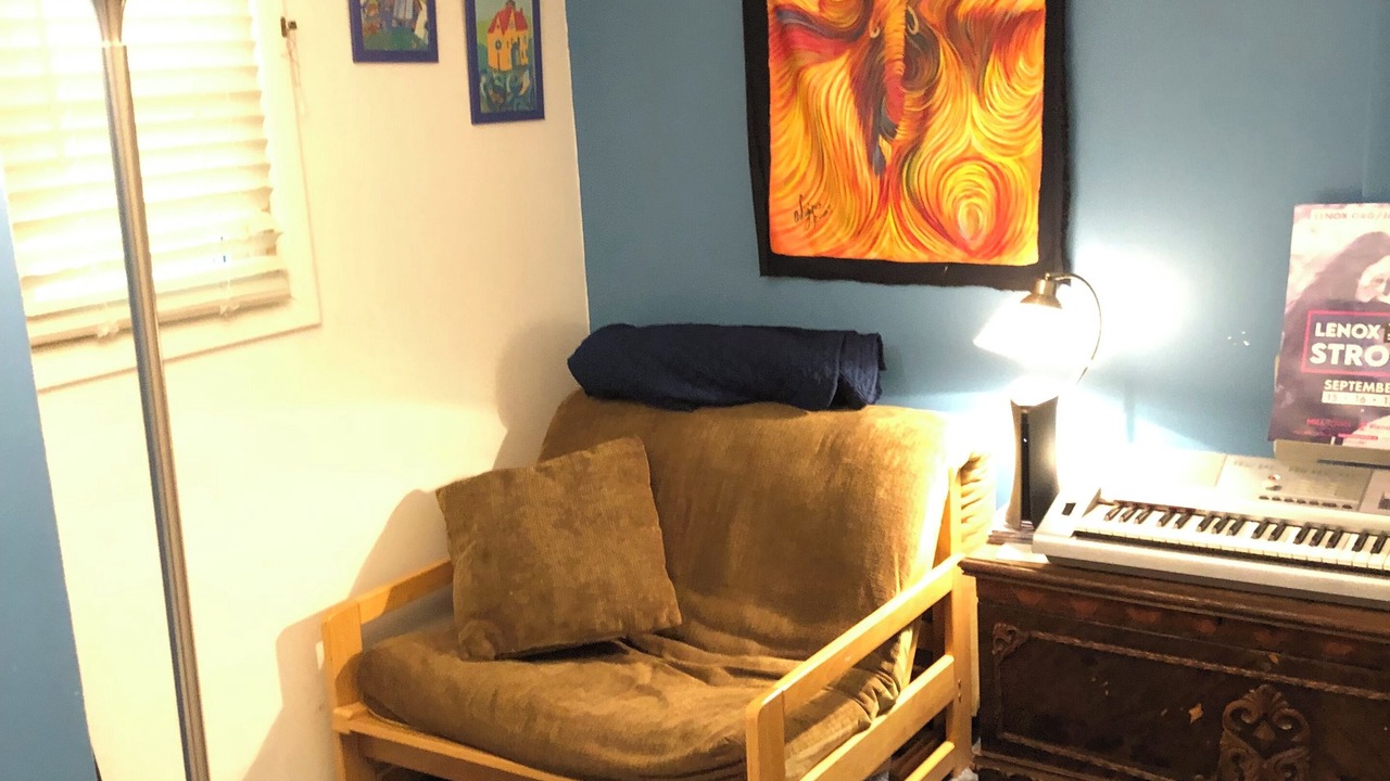 Photo of Livingroom in Sherwood Forest