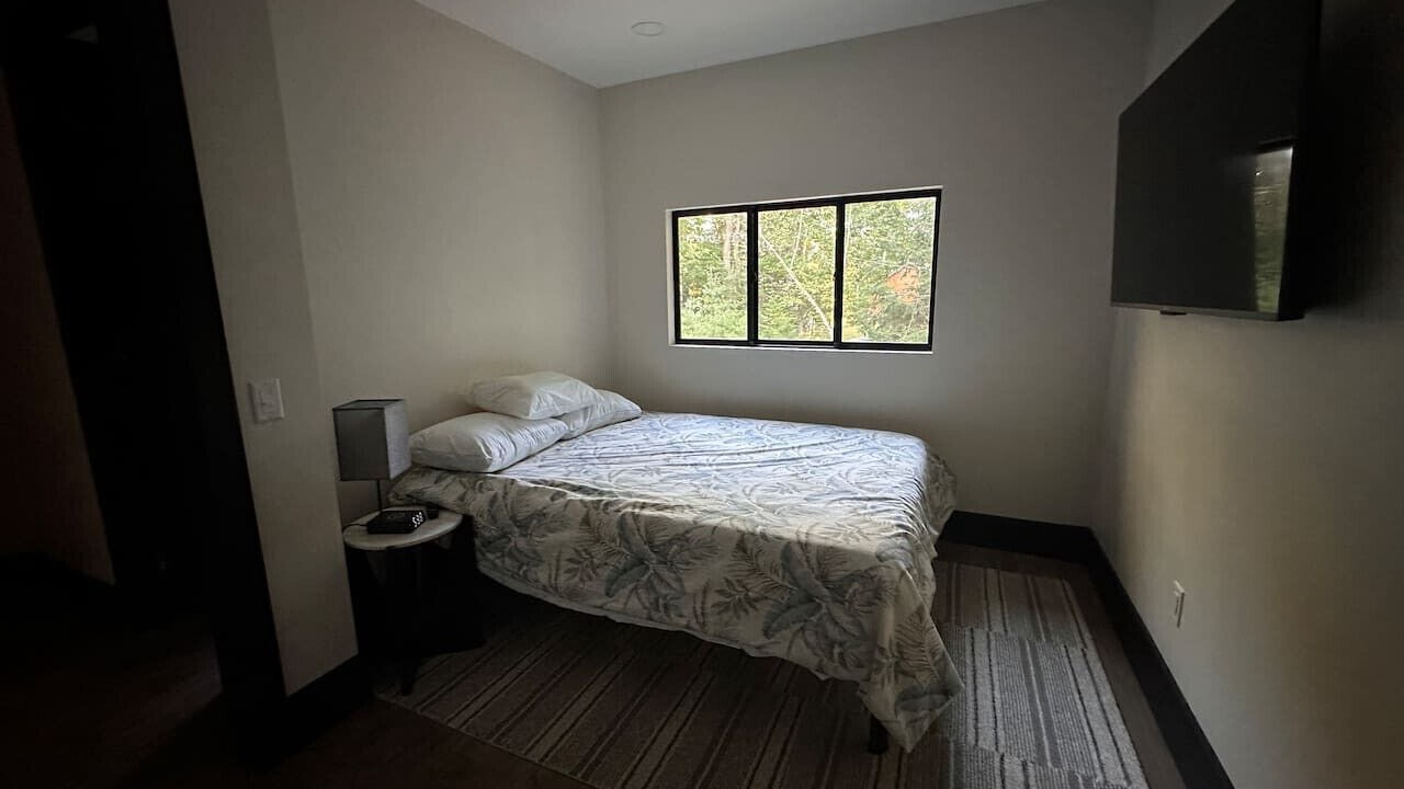 Photo of Bedroom in Moultonborough