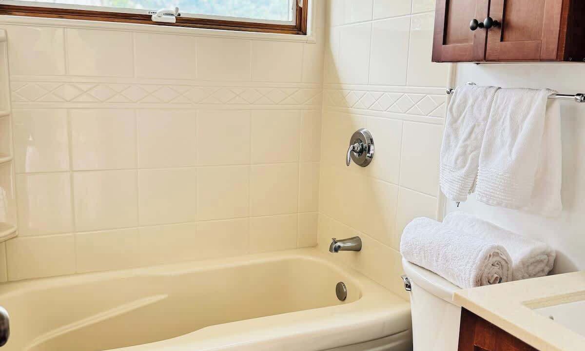 Photo of Bathroom in Shinnecock Hills