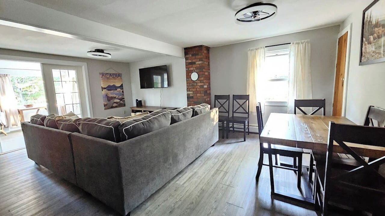 Photo of Livingroom in Southwest Harbor