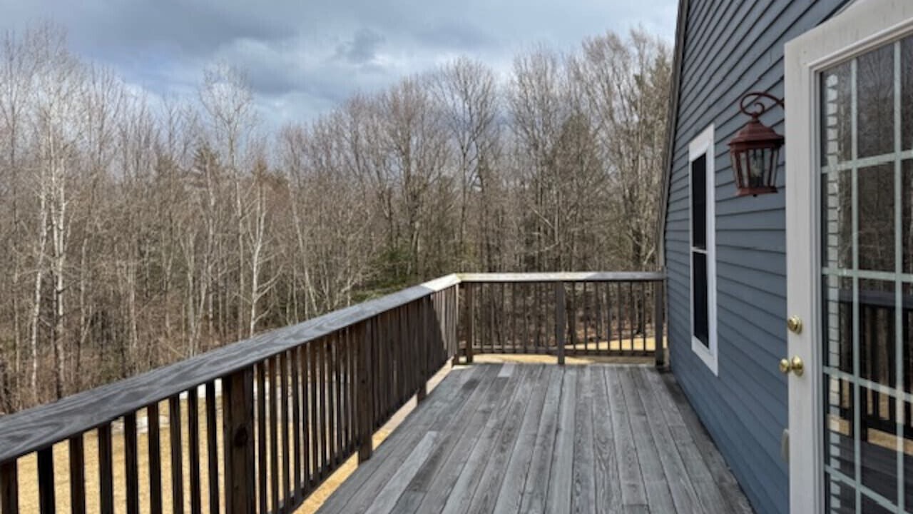 Photo of Patio Balcony in Francestown