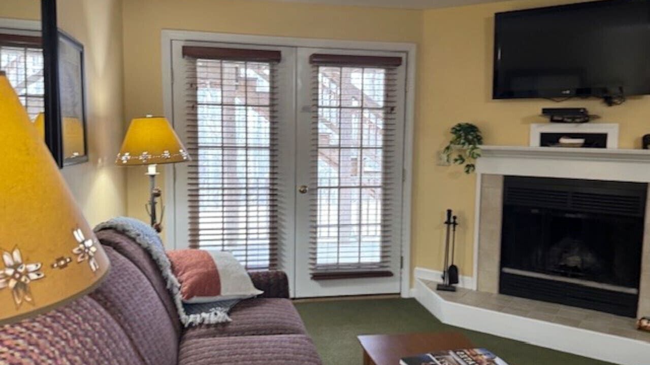 Photo of Livingroom in Francestown