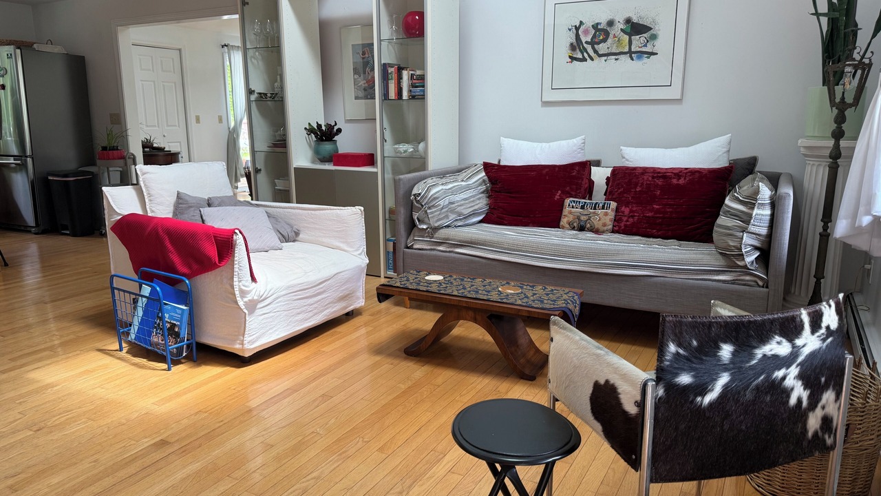 Photo of Livingroom in Mashpee