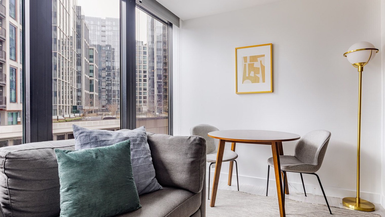 Photo of Livingroom in Seaport District