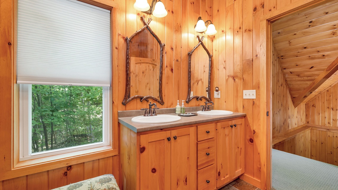 Photo of Bathroom in Moultonborough