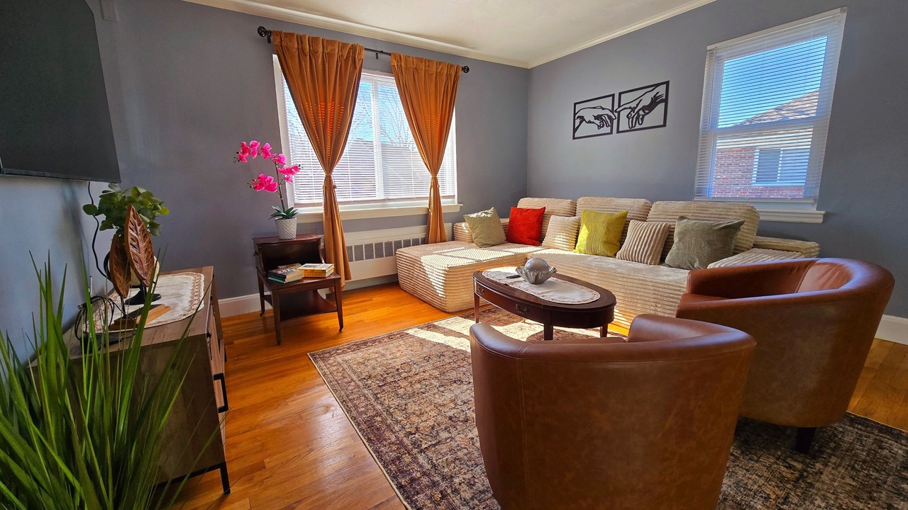 Photo of Livingroom in West Roxbury