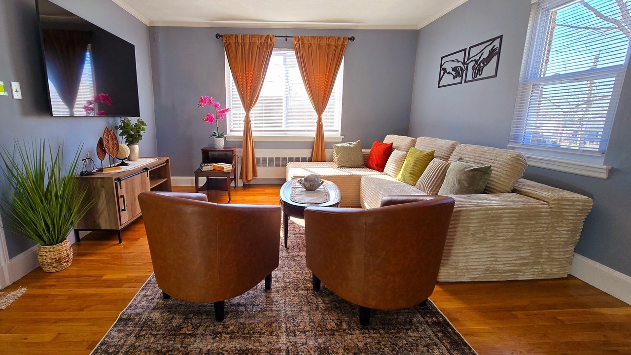Photo of Livingroom in West Roxbury