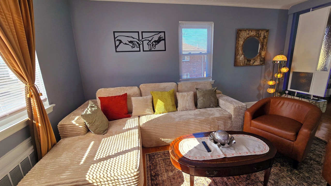 Photo of Livingroom in West Roxbury