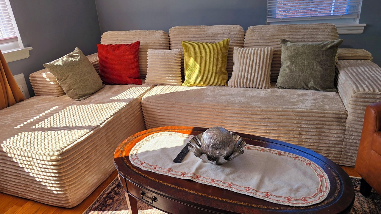 Photo of Livingroom in West Roxbury