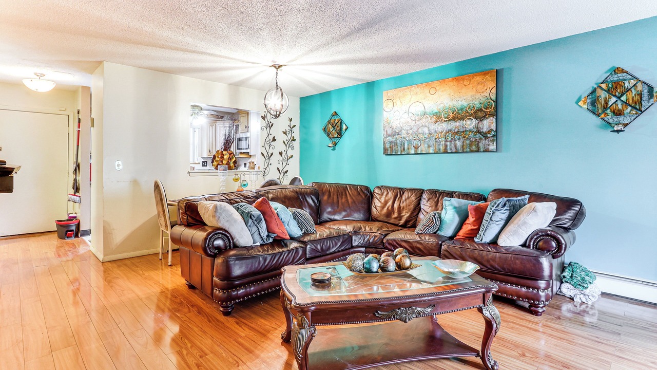 Photo of Livingroom in East Haven