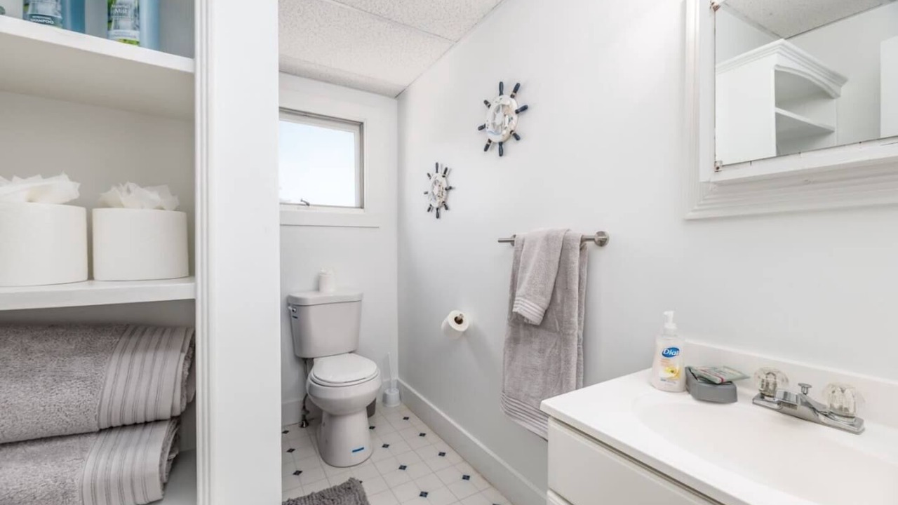 Photo of Bathroom in Old Orchard Beach