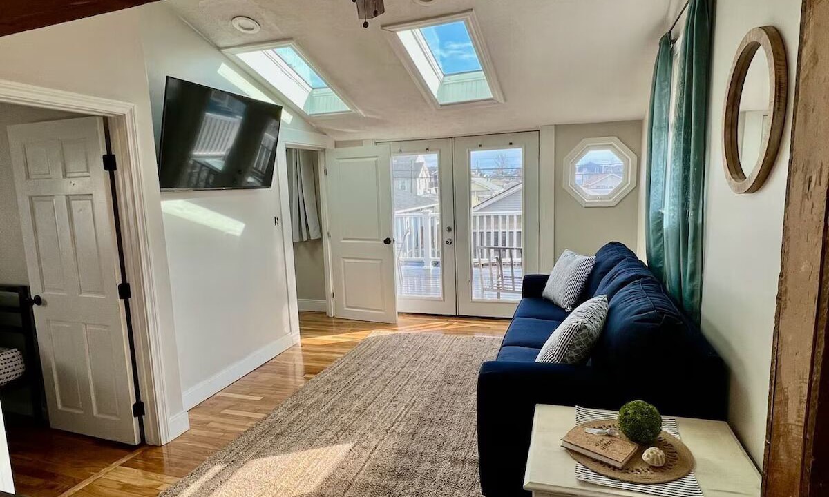 Photo of Livingroom in Hampton