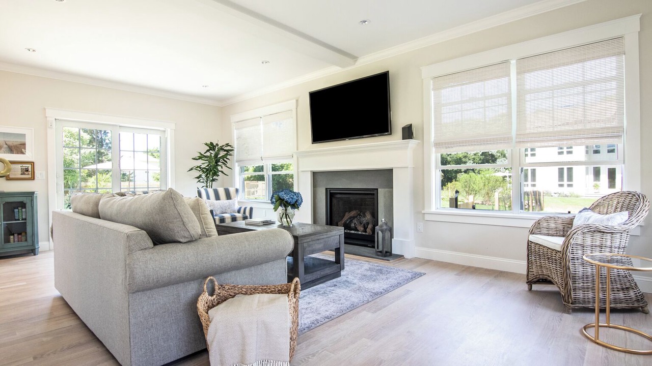 Photo of Livingroom in Oak Bluffs