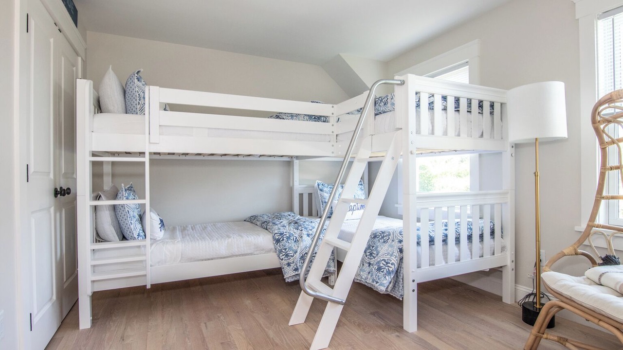 Photo of Bedroom in Oak Bluffs