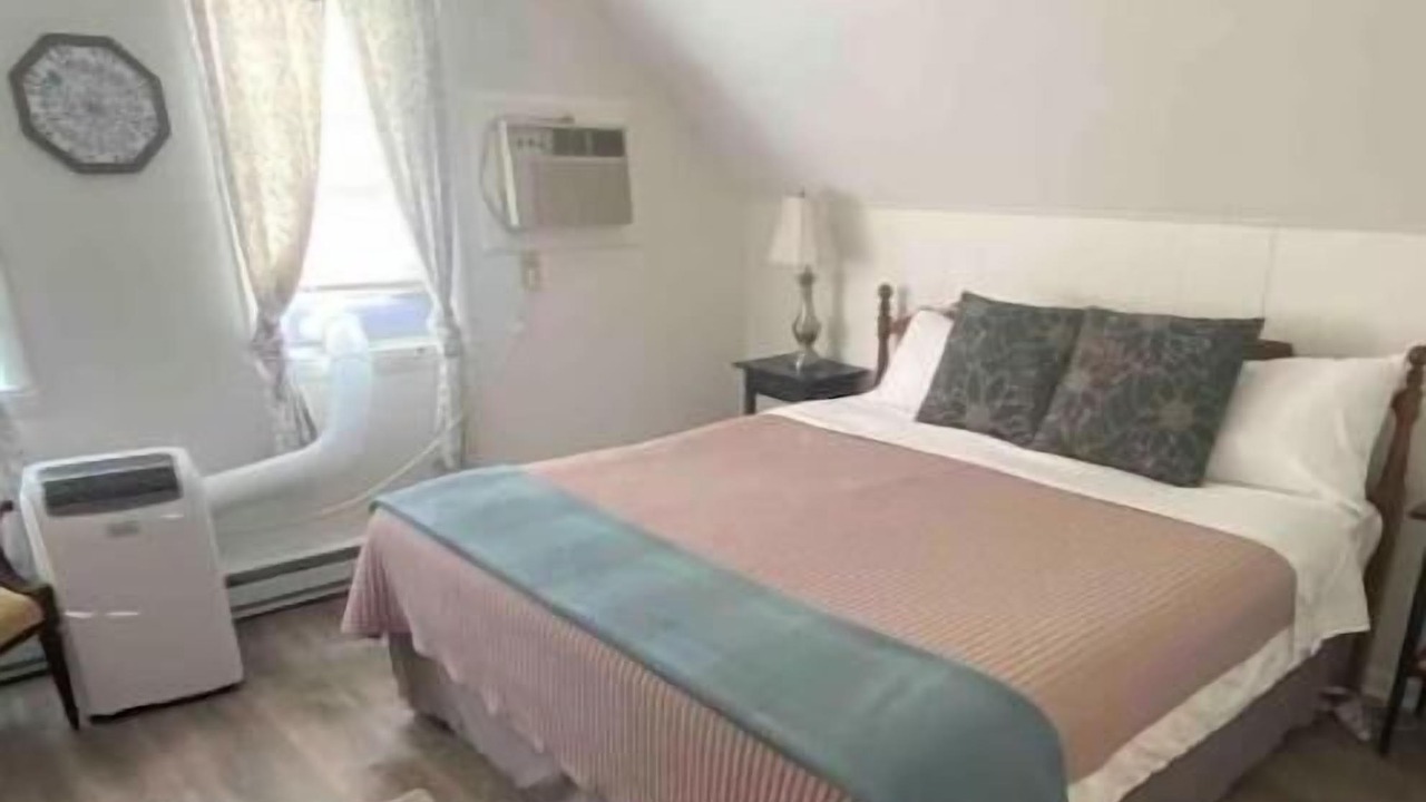 Photo of Bedroom in Momauguin