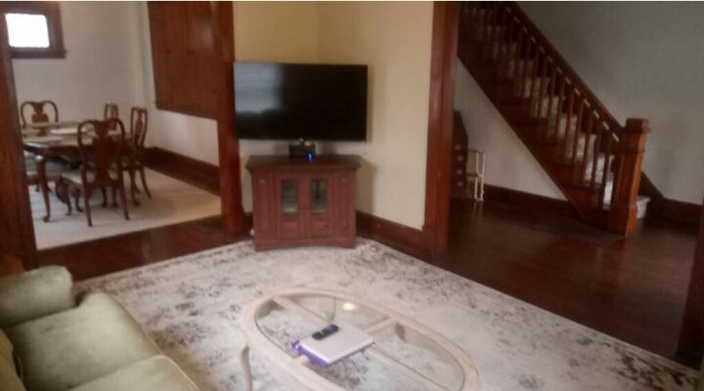 Photo of Livingroom in Palmyra