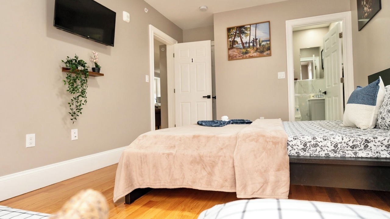 Photo of Bedroom in Codman Square