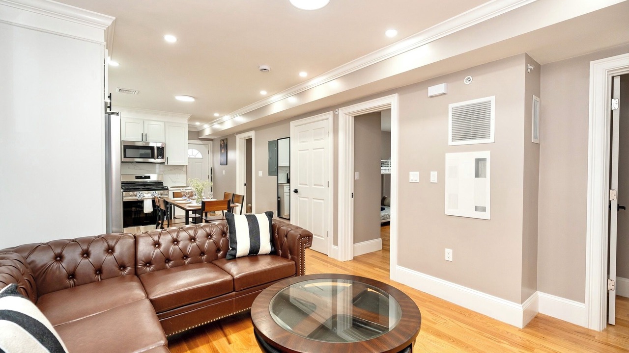 Photo of Livingroom in Codman Square