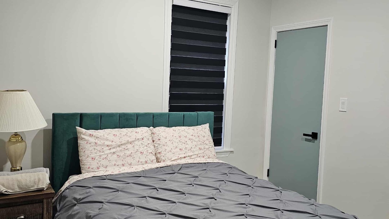 Photo of Bedroom in Hyde Square