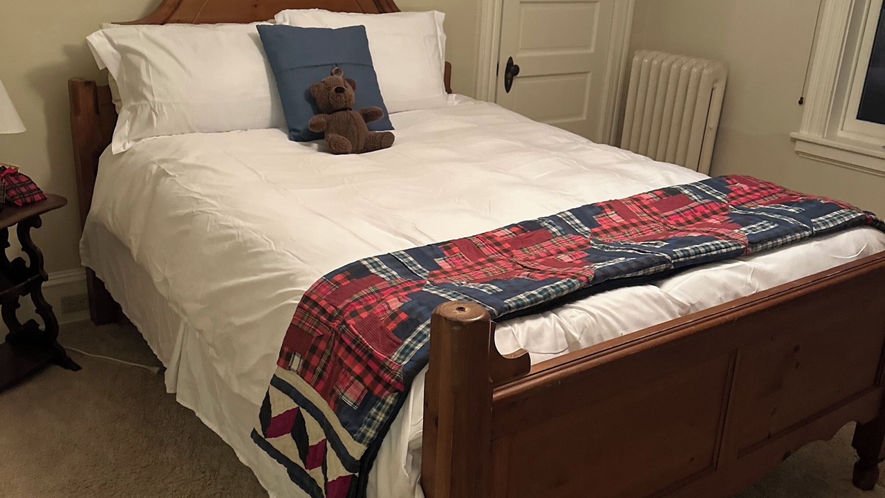 Photo of Bedroom in Wolfeboro
