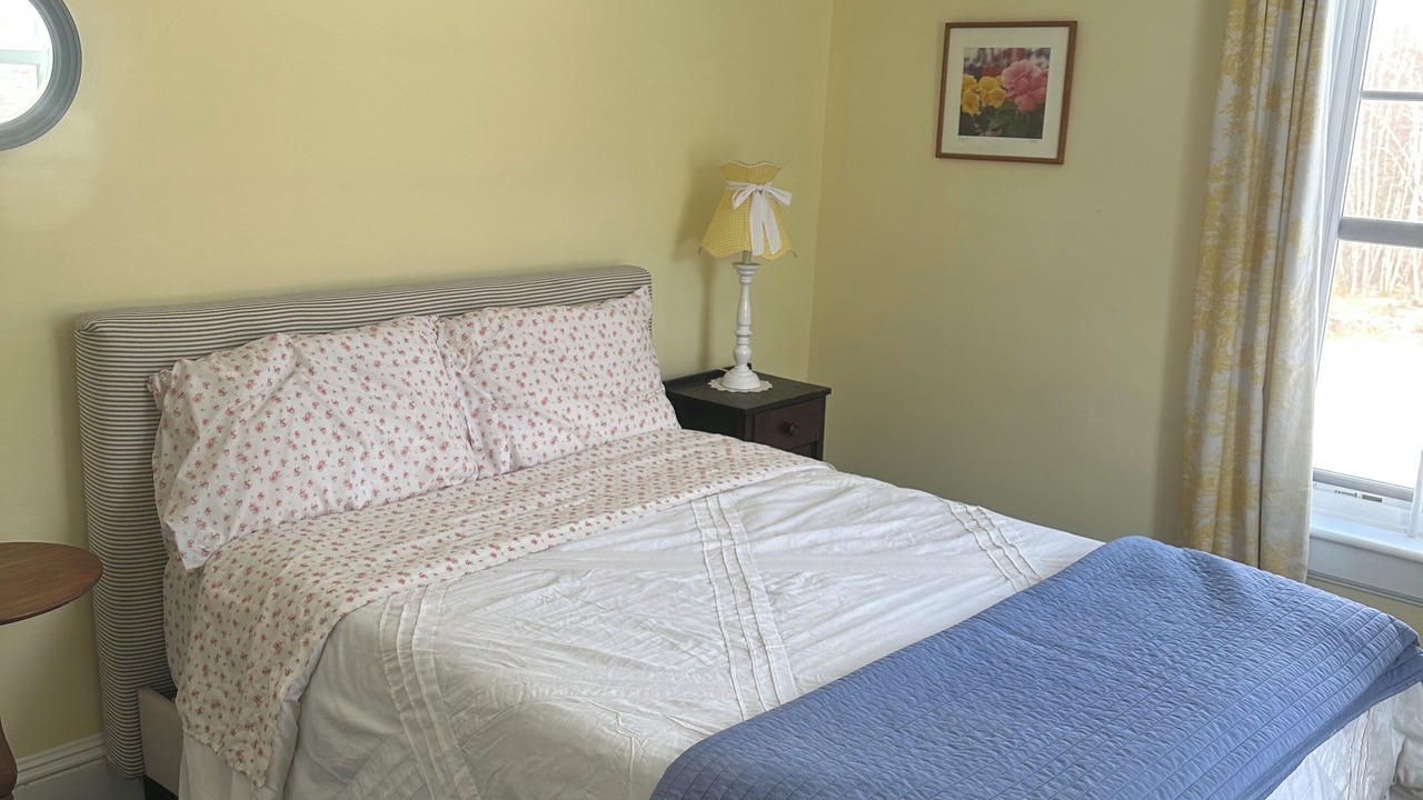 Photo of Bedroom in Wolfeboro